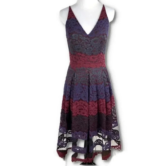 Belle Badgley Mischka dress 2 34 multicolored floral lace v-neck pleated formal